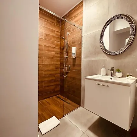 & Studiouri Calypso Apartman *