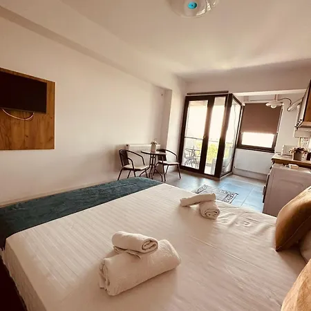 Appartement & Studiouri Calypso *