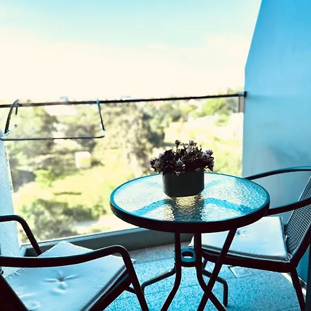 Calypso Apartment *