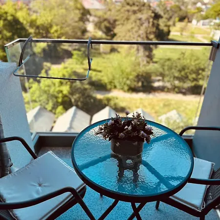 Calypso Apartment