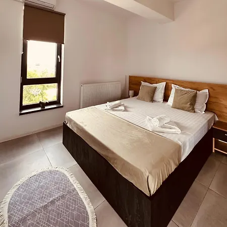 & Studiouri Calypso * 艾福雷诺德