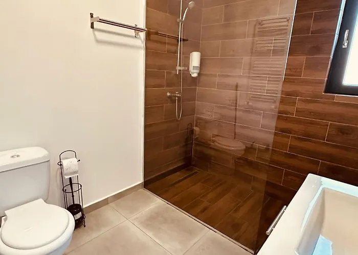 & Studiouri Calypso * إيفوري نورد