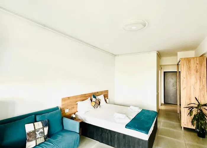 & Studiouri Calypso *